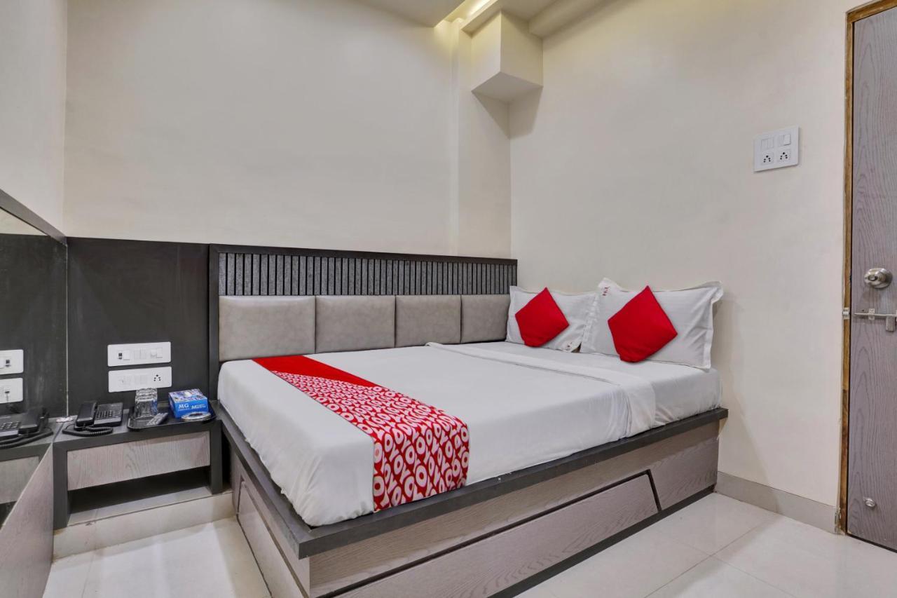 Super Hotel O Dhiman Residency Ulhāsnagar Eksteriør billede