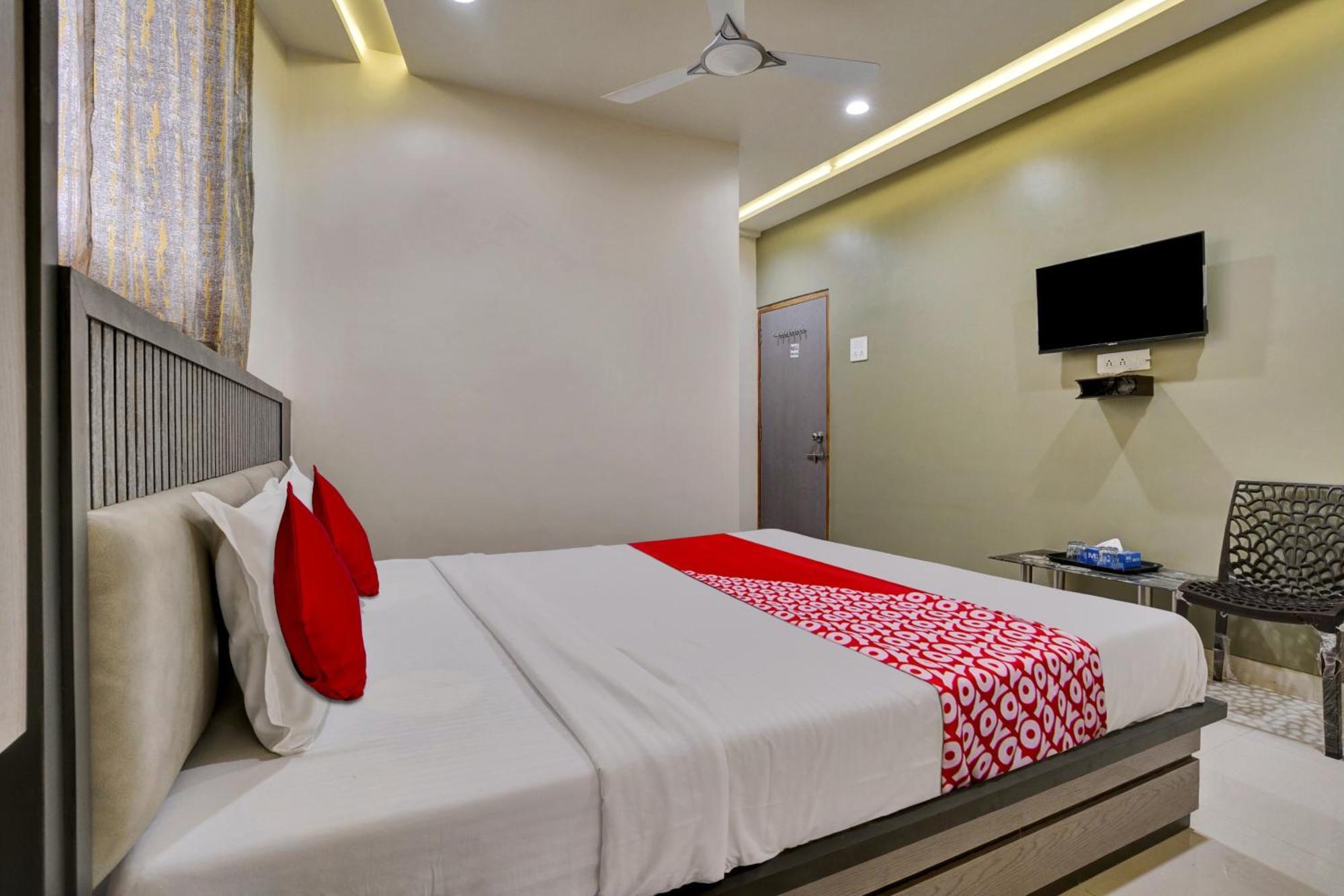 Super Hotel O Dhiman Residency Ulhāsnagar Eksteriør billede